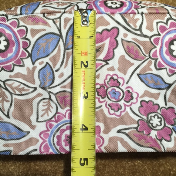 Esteē Lauder Flower Print Make-Up Bag - Picture 5 of 8